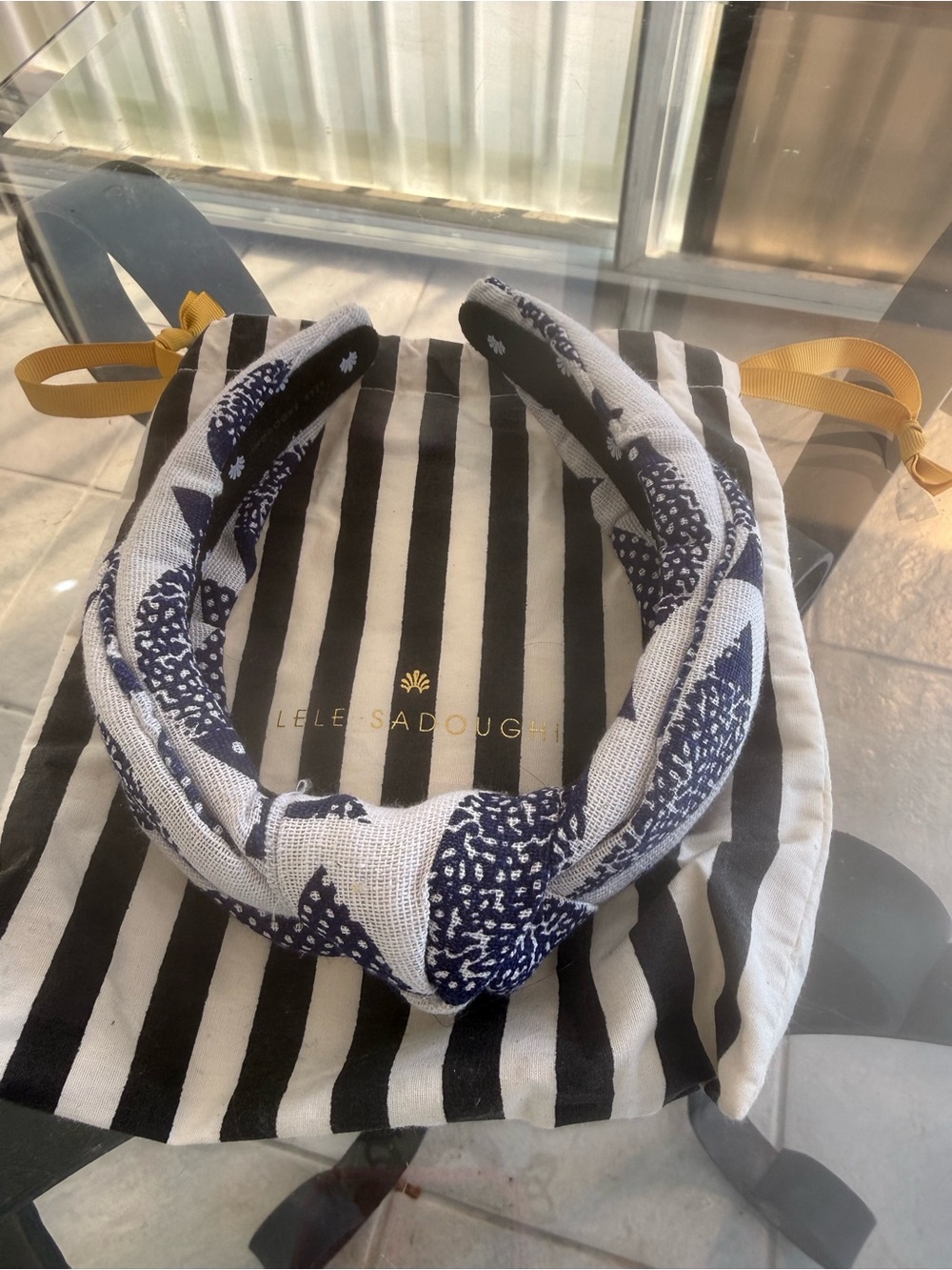 Lele Sadoughi Blue & White Knotted Fabric Headband